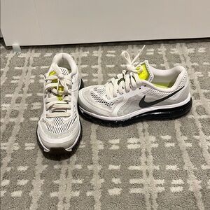 Nike White and Black Air Max Sneakers